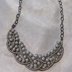 Silver and White Pearl Elegant Chain Necklace